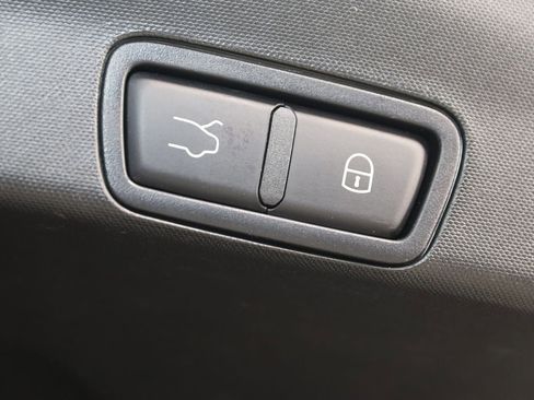 Used 2023 Alfa Romeo Stelvio Ti image 60