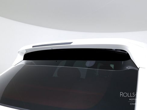 Used 2025 Rolls-Royce Cullinan Black Badge AWD/4WD image 44