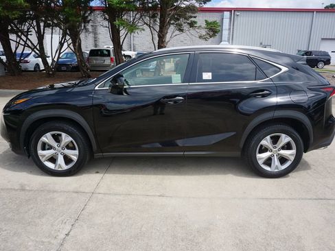 Used 2017 Lexus NX 200t FWD w/ Premium Package image 18