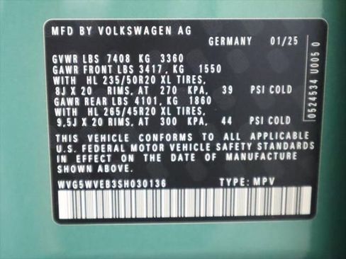 New 2025 Volkswagen ID. Buzz 1st Edition image 35