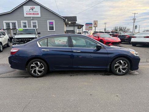 Used 2016 Honda Accord LX image 8
