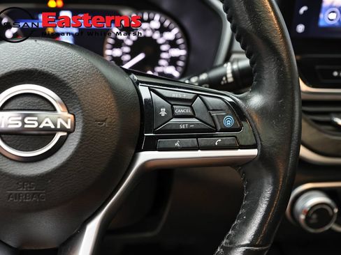 Used 2023 Nissan Altima 2.5 SV w/ SV Premium Package FWD image 16