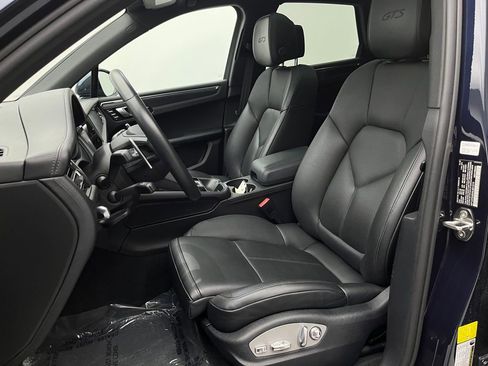 Used 2022 Porsche Macan GTS image 5