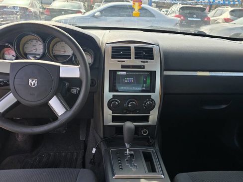 Used 2010 Dodge Charger SXT image 9