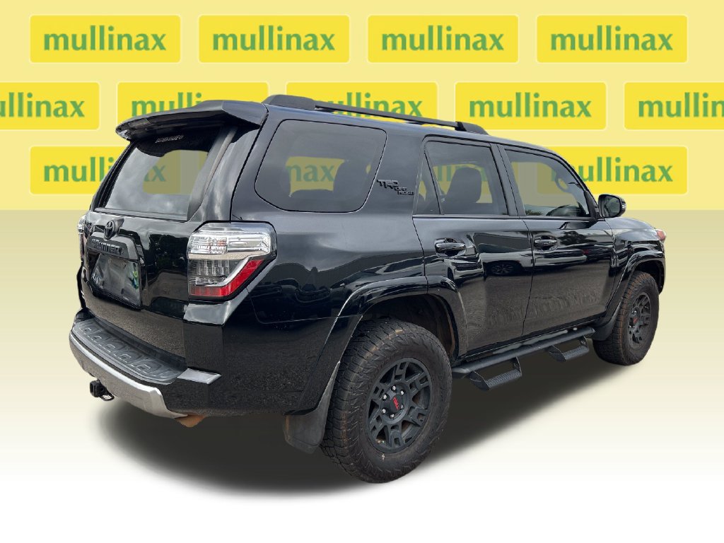Used 2022 Toyota 4Runner TRD Off-Road Premium w/ Moonroof Package AWD/4WD image 2