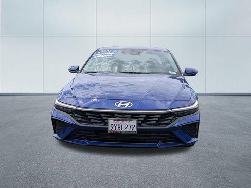 Certified 2026 Hyundai Elantra Limited FWD image 2