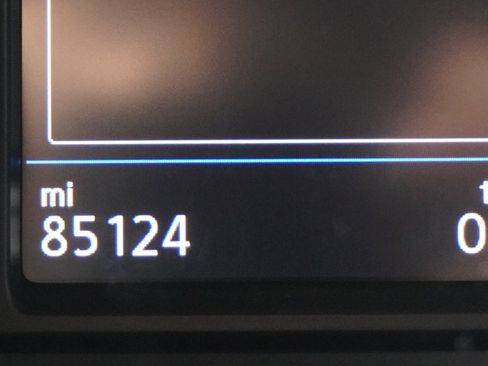 Used 2020 Volkswagen Tiguan SE w/ 3rd Row Seat Package image 11