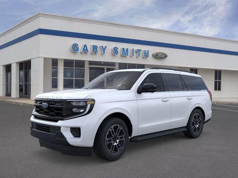 New 2025 Ford Expedition Active RWD image 1