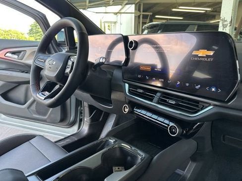 New 2026 Chevrolet Equinox EV RS image 29