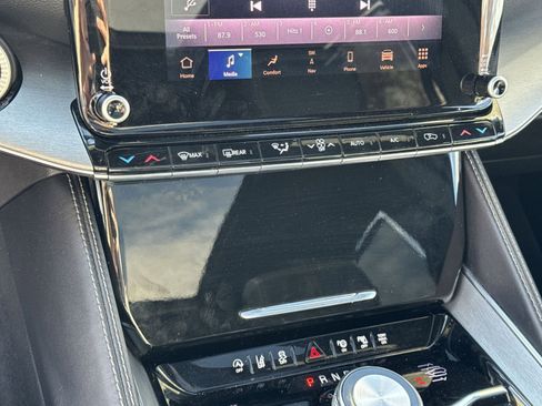 Used 2023 Jeep Wagoneer Series II w/ Convenience Group I image 27