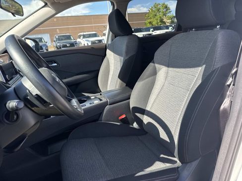 Used 2023 Nissan Rogue SV FWD image 16
