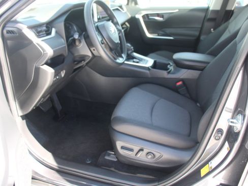 Certified 2024 Toyota RAV4 XLE AWD/4WD image 11