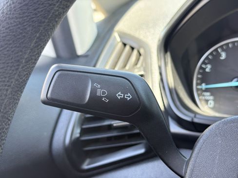 Used 2021 Ford EcoSport SE w/ SE Convenience Package FWD image 32