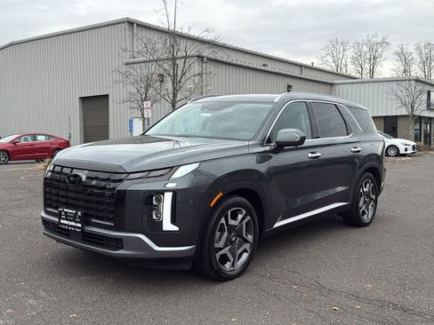 Used 2023 Hyundai Palisade SEL w/ Cargo Package image 7