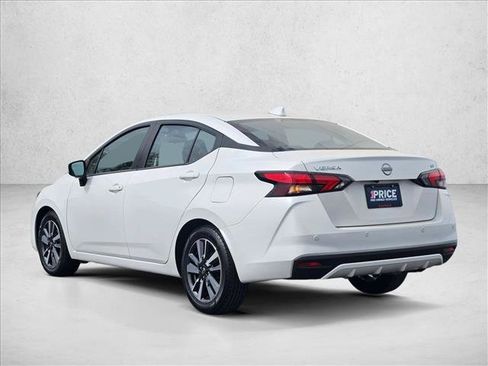 Used 2024 Nissan Versa SV FWD image 8