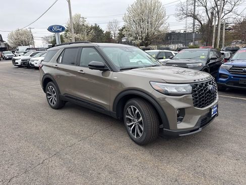 New 2026 Ford Explorer ST-Line AWD/4WD image 34