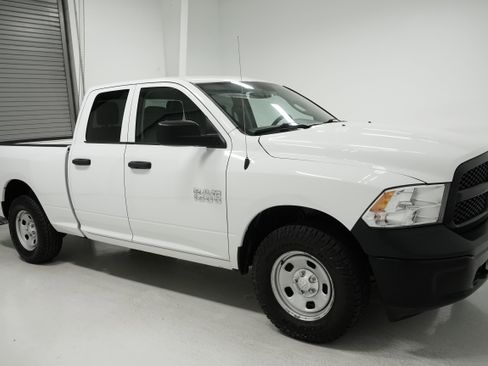 Used 2017 RAM 1500 Tradesman w/ Popular Equipment Group image 3