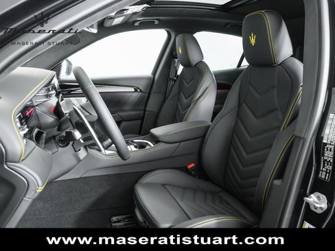 New 2025 Maserati Grecale Modena AWD/4WD image 23