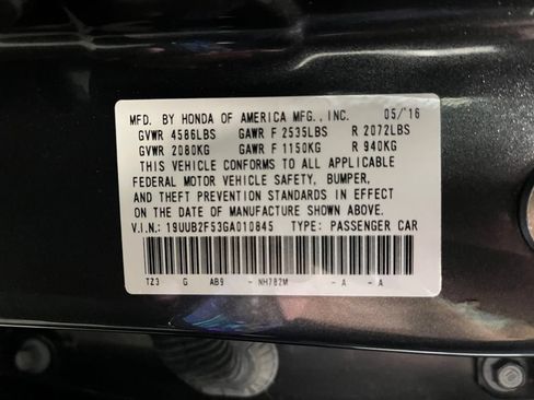 Used 2016 Acura TLX w/ Technology Package FWD image 23