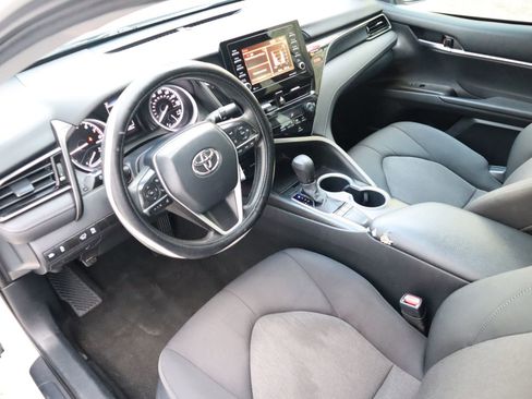 Used 2023 Toyota Camry LE image 27