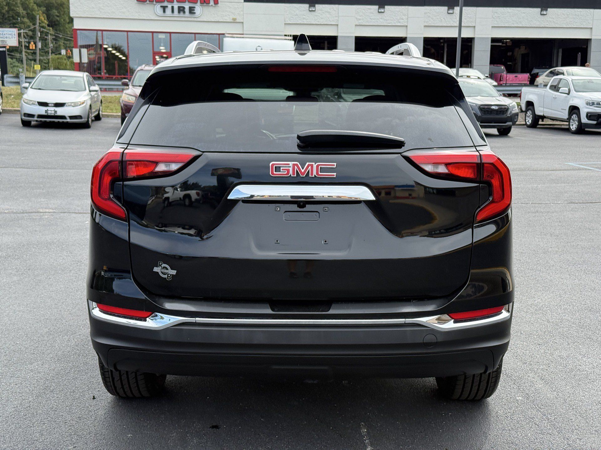 Used 2021 GMC Terrain SLT FWD image 6