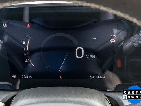 Used 2024 Buick Encore GX Avenir w/ Avenir Technology Package FWD image 15
