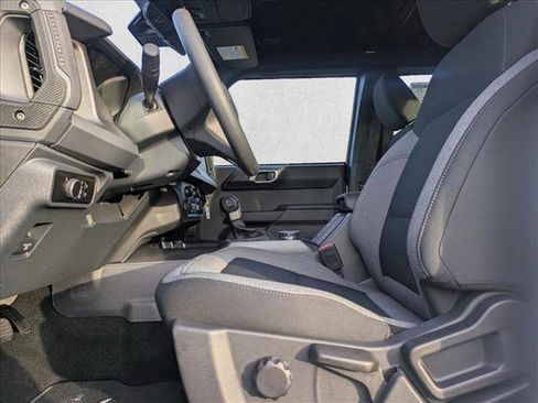 New 2025 Ford Bronco 4-Door AWD/4WD image 4