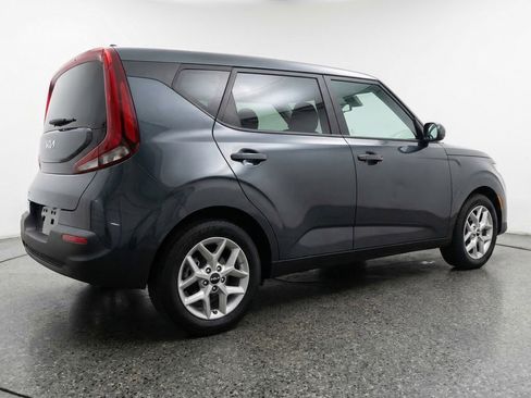 Used 2025 Kia Soul LX w/ LX Technology Package FWD image 9