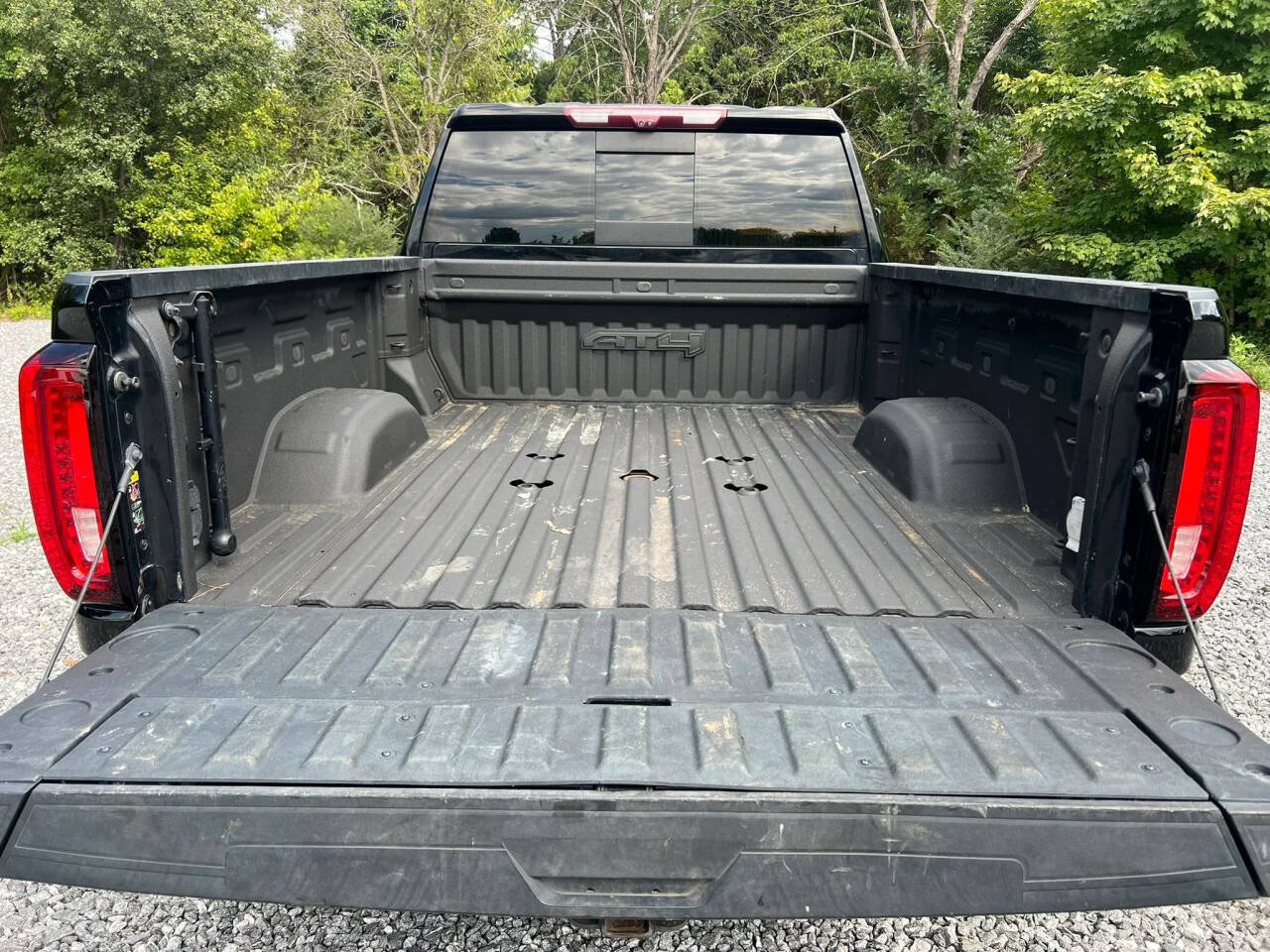 Used 2022 GMC Sierra 2500 AT4 w/ AT4 Premium Plus Package AWD/4WD image 7