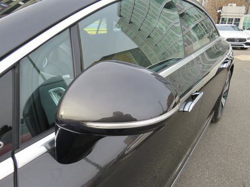 Used 2022 Mercedes-Benz EQS 450+ Sedan image 26