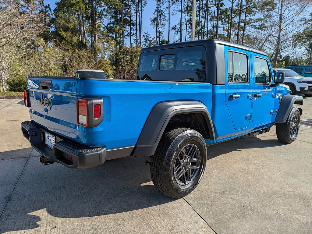 New 2026 Jeep Gladiator Sport AWD/4WD image 4
