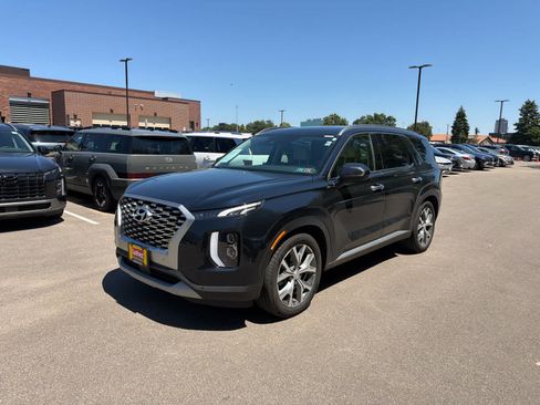 Used 2021 Hyundai Palisade SEL w/ Premium Package AWD/4WD image 4