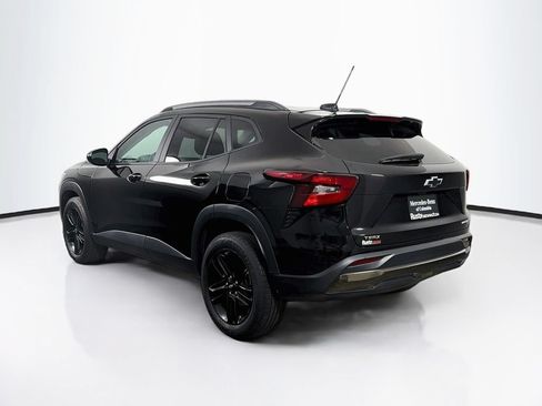 Used 2025 Chevrolet Trax ACTIV FWD image 5