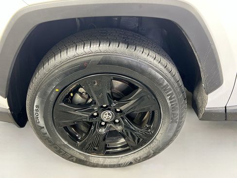 Used 2023 Toyota RAV4 XLE image 13