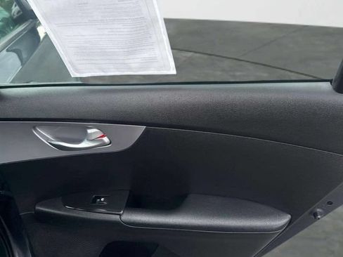 Used 2024 Kia Forte LXS FWD image 13