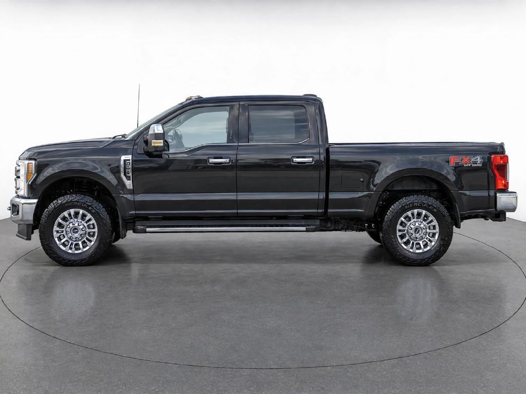 Used 2021 Ford F250 XLT w/ XLT Premium Package AWD/4WD image 7
