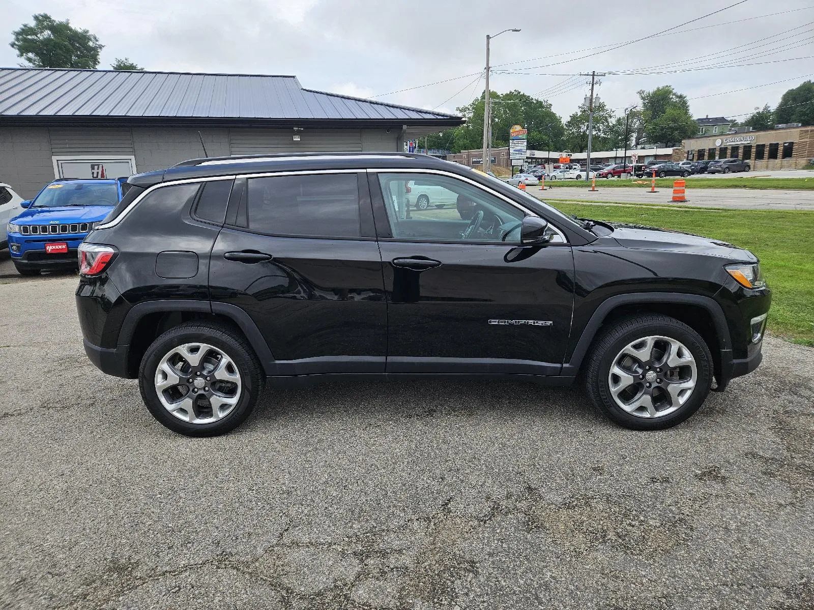 Used 2019 Jeep Compass Limited w/ Safety & Security Group AWD/4WD image 5