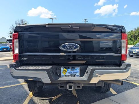 Used 2018 Ford F250 XL w/ STX Appearance Package AWD/4WD image 4