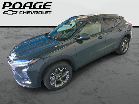 New 2026 Chevrolet Trax LT w/ LT Convenience Package image 1