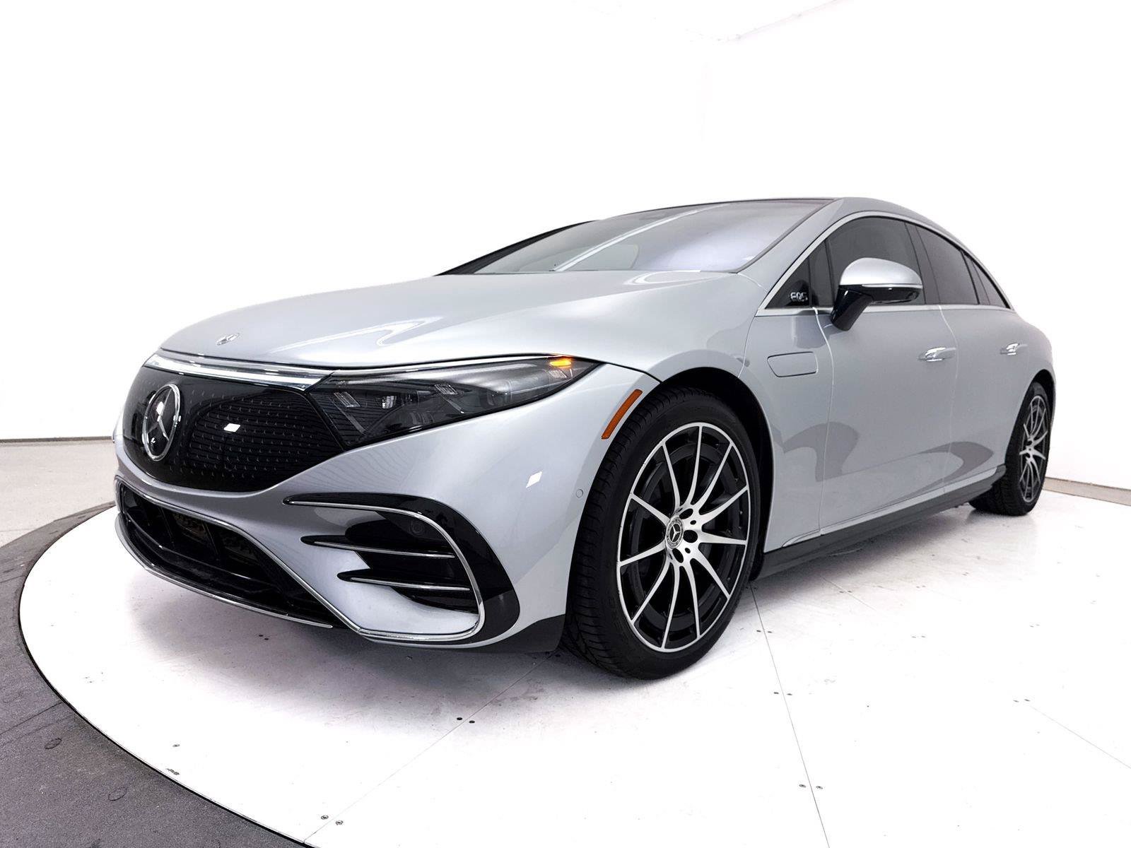 Used 2022 Mercedes-Benz EQS 580 4MATIC Sedan image 13