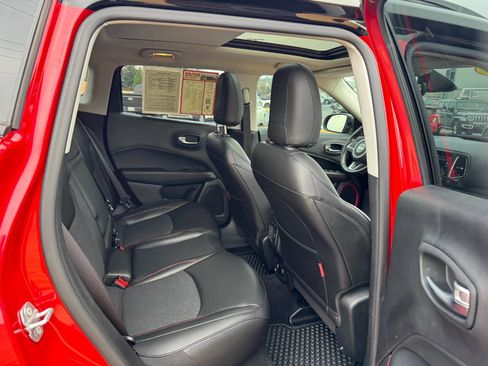 Used 2020 Jeep Compass Trailhawk w/ Safety & Security Group image 9