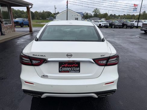 Used 2023 Nissan Maxima SV w/ Floor Mat Group image 5