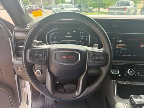 Used 2023 GMC Sierra 1500 AT4 w/ Technology Package AWD/4WD image 18