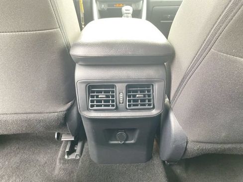 Used 2025 Toyota RAV4 LE AWD/4WD image 19