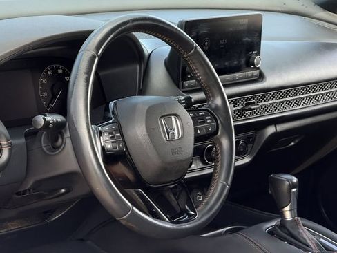 Used 2025 Honda HR-V Sport image 11
