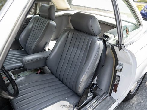 Used 1988 Mercedes-Benz 560 SL image 29