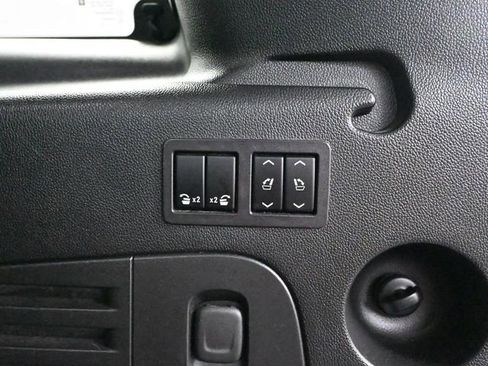 Used 2017 Cadillac Escalade ESV Luxury image 43