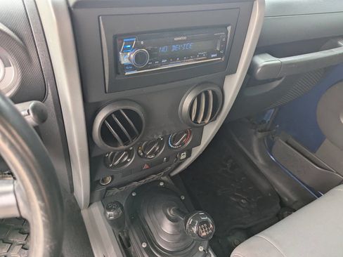 Used 2010 Jeep Wrangler Sport image 25