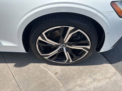 Certified 2024 Volvo S60 B5 Plus w/ Climate Package AWD/4WD image 14