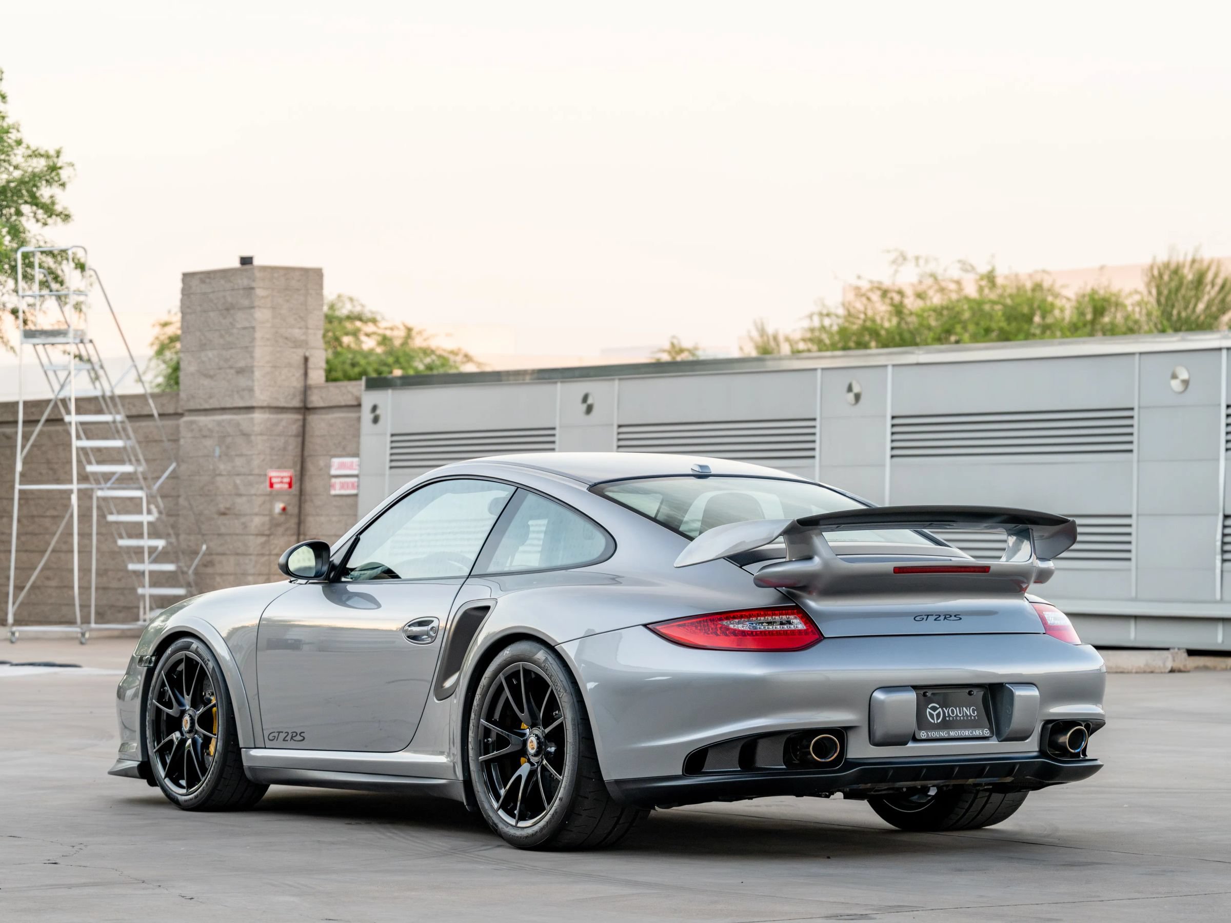 Used 2011 Porsche 911 GT2 RS RWD image 6